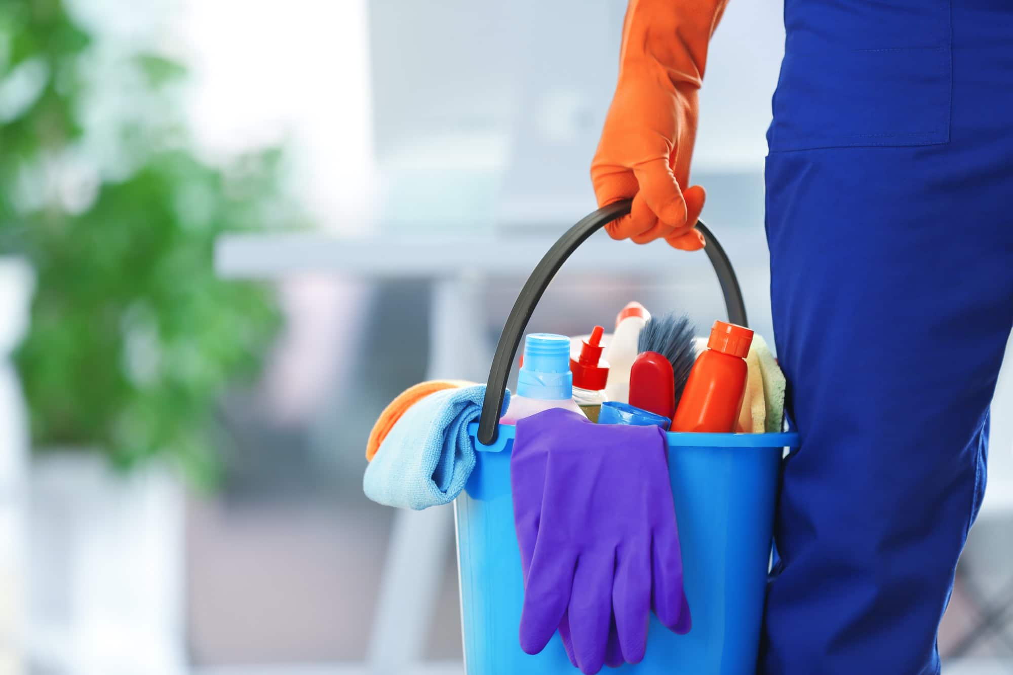 How do you know it’s time to hire a professional cleaning service?