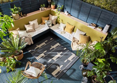 Top 5 Tips For Creating A Great Space For Outdoor Entertaining