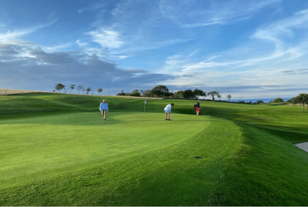 Evaluating the Economic Benefits of Golf Courses on Local Communities 