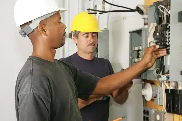 Commercial Electrician vs. Residential Electrician | The Difference